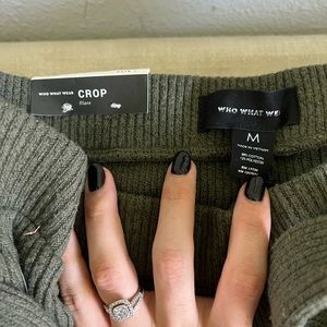 NEW WITH TAGS flare ribbed pants